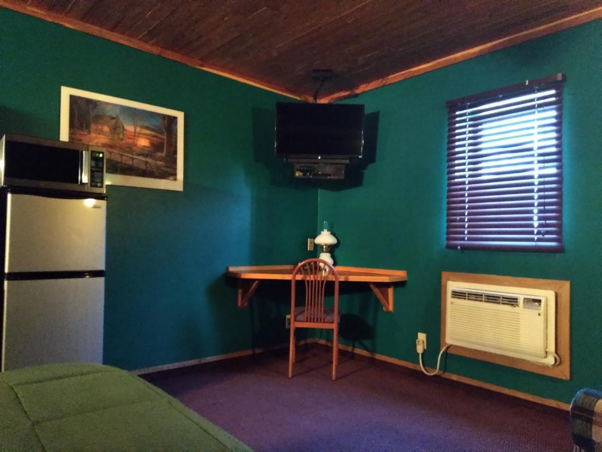Comfort Zone Inn Rothsay 外观 照片